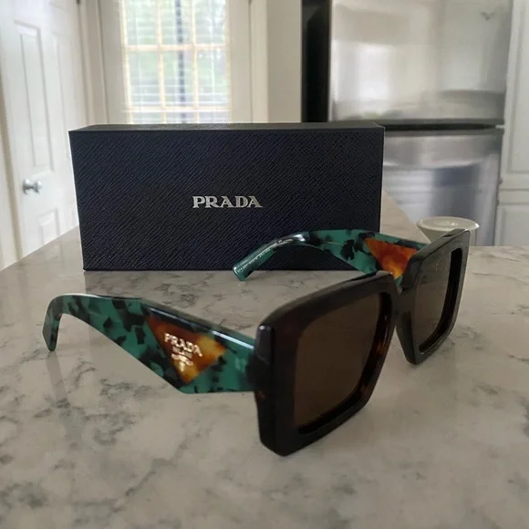 Prada | Accessories | Never Worn Prada Authentic Sunglasses  display picture 2